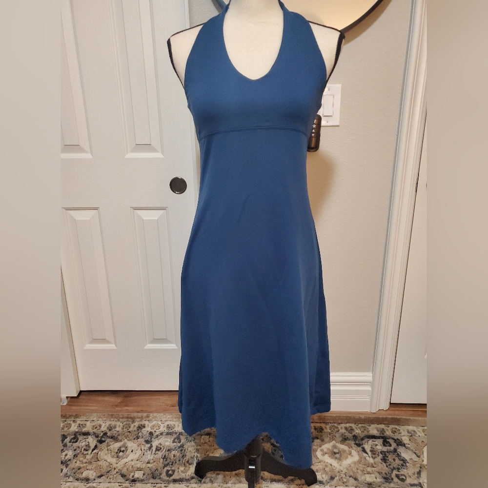 PATAGONIA HALTER TIE BACK MIDI DRESS BLUE IN EXCELLENT CONDITION!